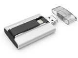 SanDisk iXpand Flash Drive with USB plug exposed