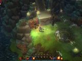 Torchlight II fighting with skeletons