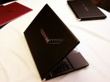 Toshiba Satellite R800 notebook - Partially open