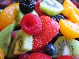 Summer is the best season for making delicious, varied and healthy fruit salads
