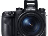 Samsung NX1 Front View with Flash