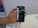 Samsung Galaxy Alpha multi-tasking feat