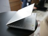 Sony VAIO SE1E 15.5-inch notebook - Side view