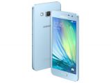 Samsung Galaxy A3 in blue