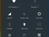 ASUS Zenfone 2 with different themes