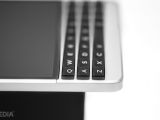 BlackBerry Passport Silver Edition - QWERTY keyboard closeup