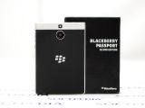 BlackBerry Passport Silver Edition - back cover