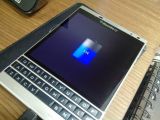 BlackBerry Passport Silver Edition charging