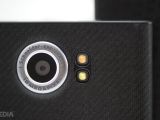 BlackBerry PRIV main camera and flash close-up