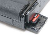 Fujifilm X-Pro1 battery and card slot