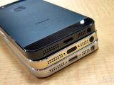 "Champagne" iPhone 5S chassis compared to iPhone 5 (black and white models)