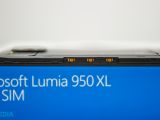 Microsoft Lumia 950 XL side buttons with no case