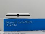 Microsoft Lumia 950 XL and Lumia 1520 charging ports