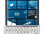 Microsoft Lumia 965 in silver with pyshical keyboard