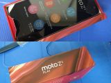 Moto Z2 Play retail box