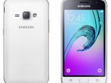 Samsung Galaxy J1 (2016) - white
