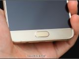 Samsung Galaxy Note 5 dual-SIM, home button close up