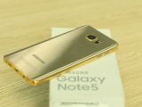 Samsung Galaxy Note5 in gold, back view