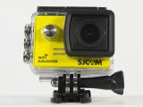 SJCAM SJ5000X Elite action camera with waterproof case on